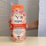 Vagisil Daily Intimate Peach Blossom Wash 354 ML - Image 3