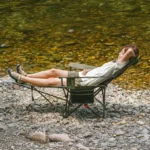 ⁦Naturehike Muwang T05 Leisure Lounge Chair - Hiking Green⁩ - الصورة ⁦5⁩