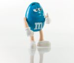 ⁦iHip M&M’S Portable Bluetooth Speaker 3W Wireless, Apple & Android Compatible – Tabletop⁩ - الصورة ⁦2⁩