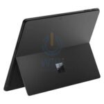 Microsoft Surface Pro 11 Copilot+PC - 13.0" Touch / Ultra 5 / 16GB / 256GB SSD / Win 11 Pro / Business Edition - Black + Microsoft Surface Pro Signature Keyboard with Slim Pen 2 & Copilot + Microsoft Surface Arc Mouse - Bundle Offer - Image 5